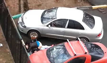 دو نوجوان به معلم انگلیسی با دمبل بزرگ دوبل می صد داستان سکس ضربدری دهند