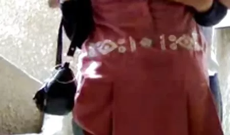 انگشت الاغ انگشت او را مانند دیوانه می صد داستان شهوتناک کند